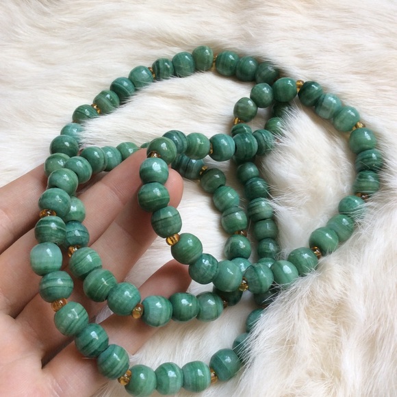 SOLD Glass Stone Minty Green Necklace - Picture 1 of 7